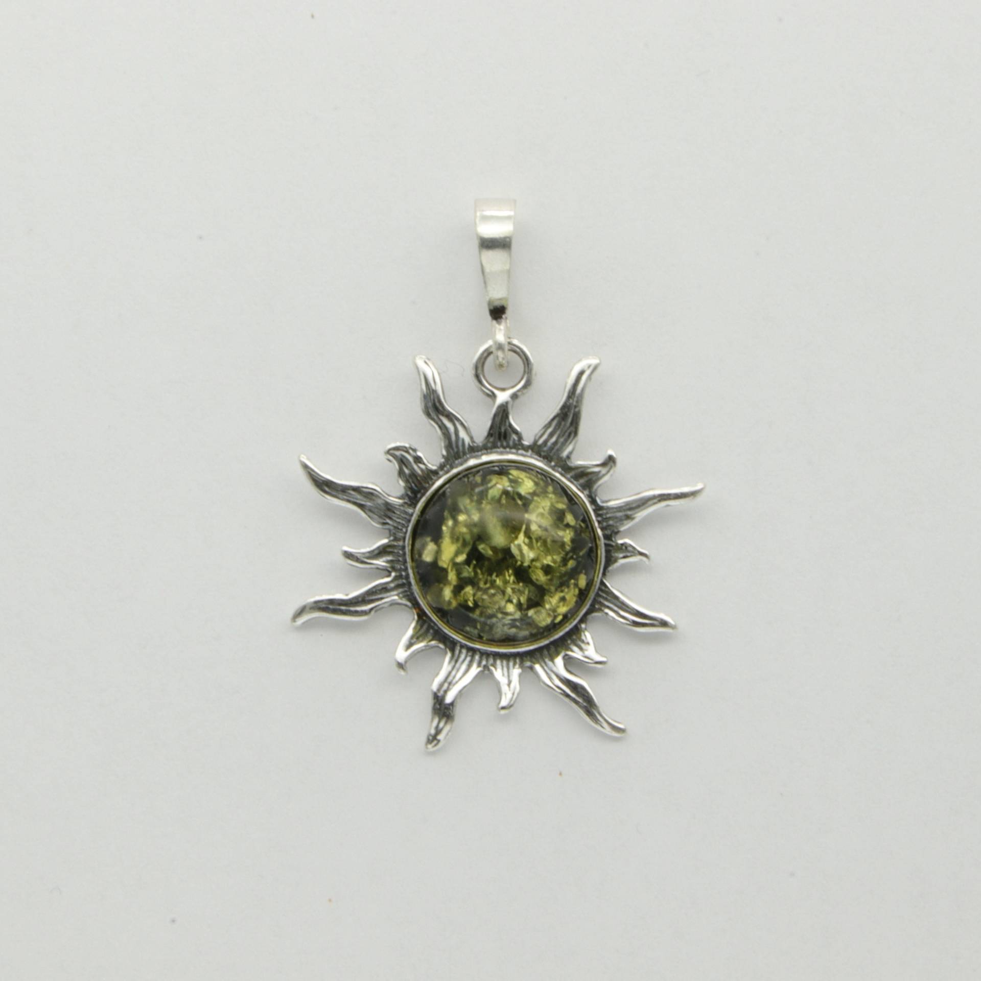 Natürlicher Und Echter Grüner Baltic Amber Sun Anhänger Aus 925Er Sterlingsilber - Polen Natürlicher Und Echter Grüner Baltic Amber Sun Anhänger Aus 925Er Sterlingsilber - Polen von StoneAndRox