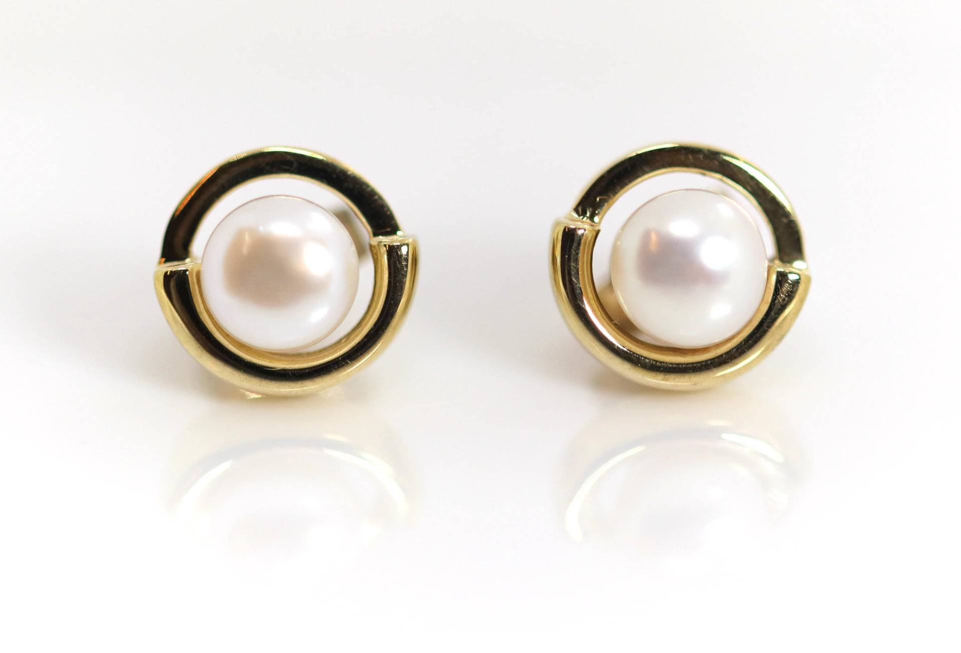 333 - 8Kt Damen Gelbgold Ohrstecker Perle, Ø 9, 7mm 333 - 8Kt Damen Gelbgold Ohrstecker Perle, Ø 9, 7mm von StoneBox94
