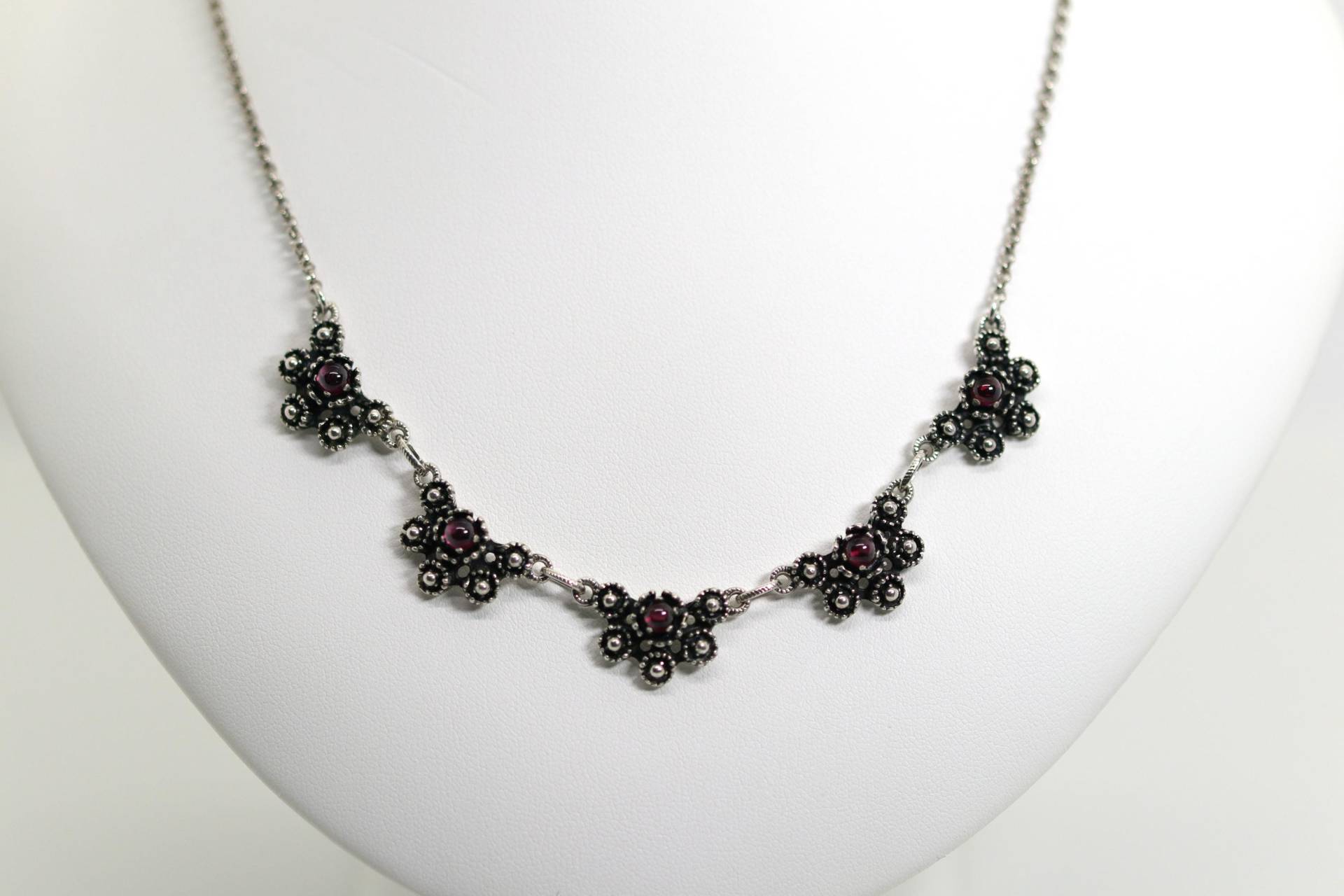 Damen Vintage Silbercollier 835 Amethyst Cabochon Floral Blume, L 40cm von StoneBox94