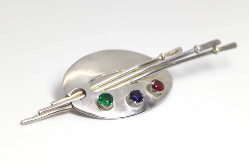 Design Silber | 925Er Brosche + Rubin, Saphir, Grüner Stein | 3 X 0, 35Ct L 8cm Design Silber | 925Er Brosche + Rubin, Saphir, Grüner Stein | 3 X 0, 35Ct L 8cm von StoneBox94