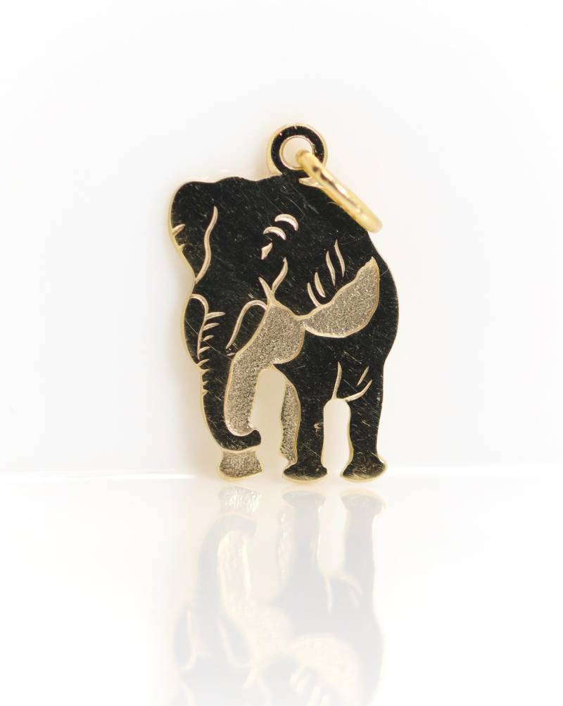 Kettenanhänger Elefant Gelbgold 333 - 8Kt Teils Satiniert, L 1, 8cm | 2, 2cm von StoneBox94