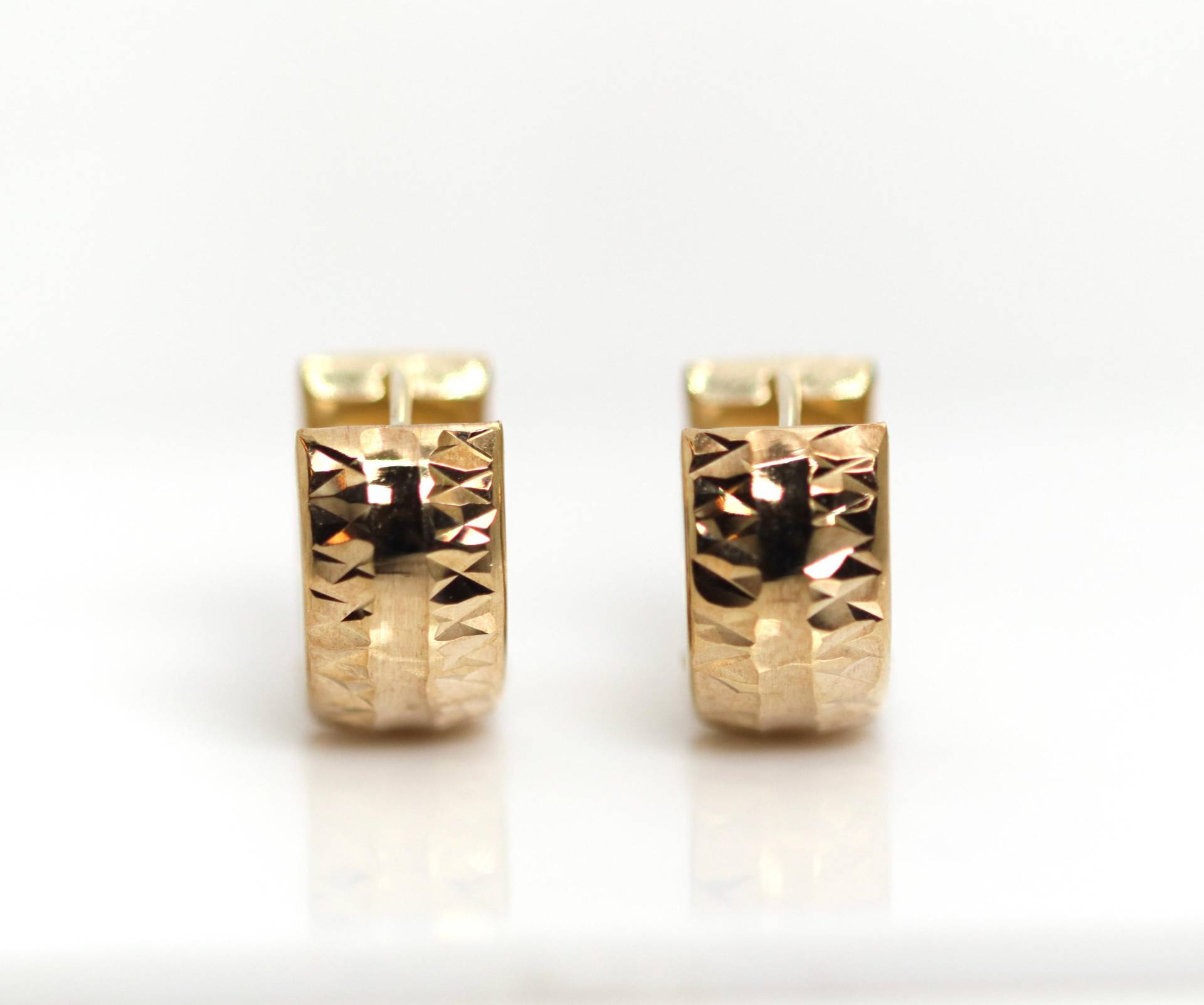 Roségold Creolen 333 - 8Kt Breite Schauseite Diamantiert, L 1, 3cm von StoneBox94