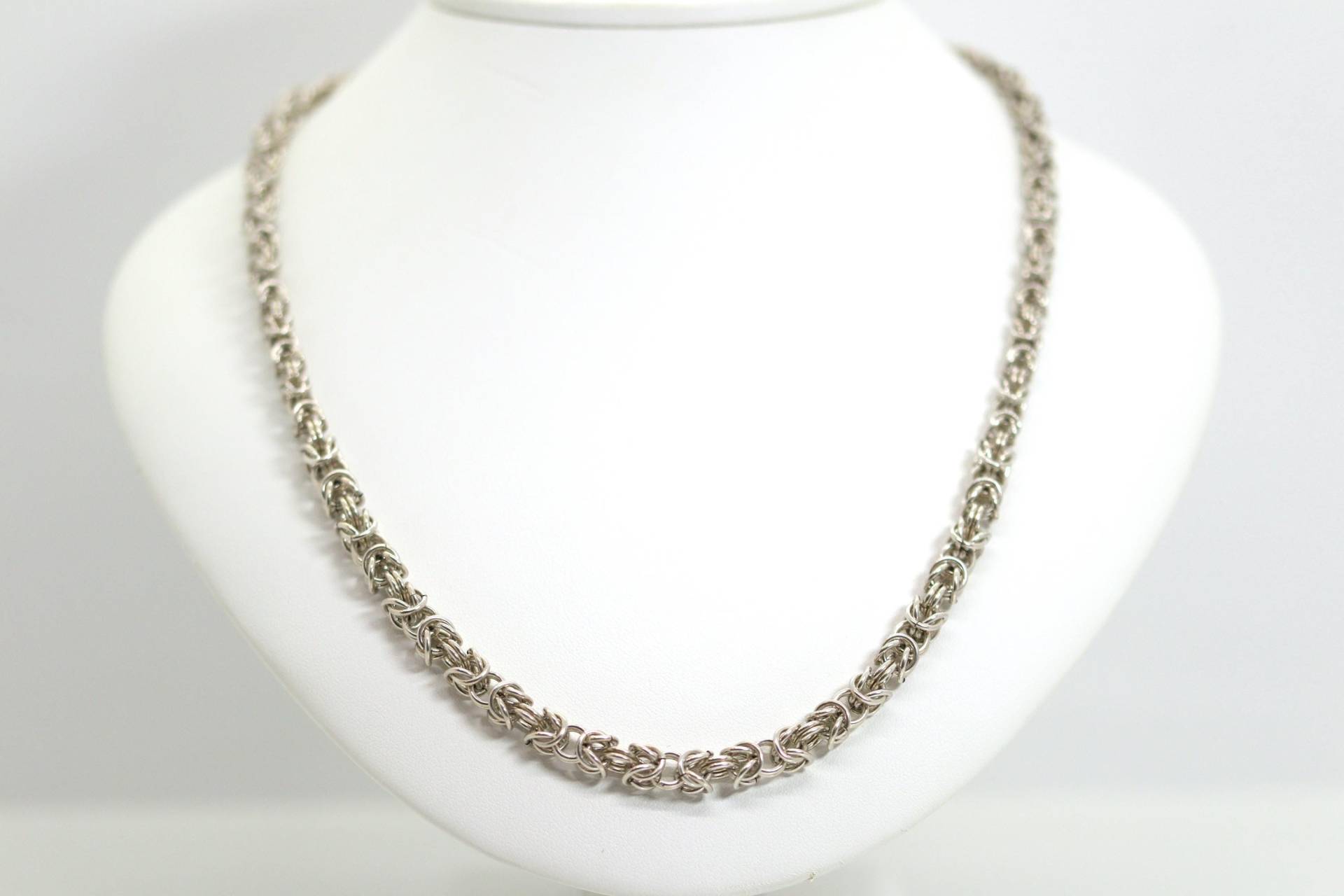 Silber 835 Königskette Byzantinerkette Im Verlauf Größer Werdend, L 51cm Silber 835 Königskette Byzantinerkette Im Verlauf Größer Werdend, L 51cm von StoneBox94