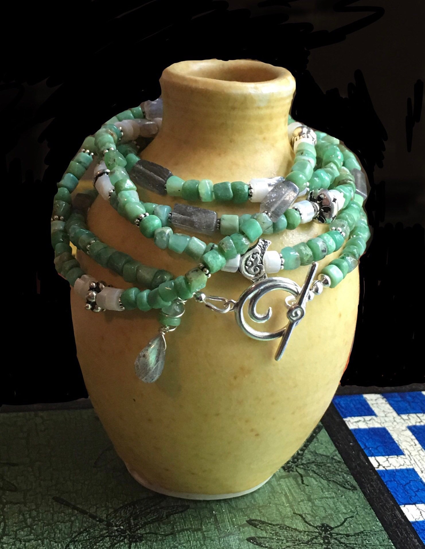 Chrysoprase & Sterling Silber Wrap Armband Chrysoprase & Sterling Silber Wrap Armband von StoneBrokeCreations