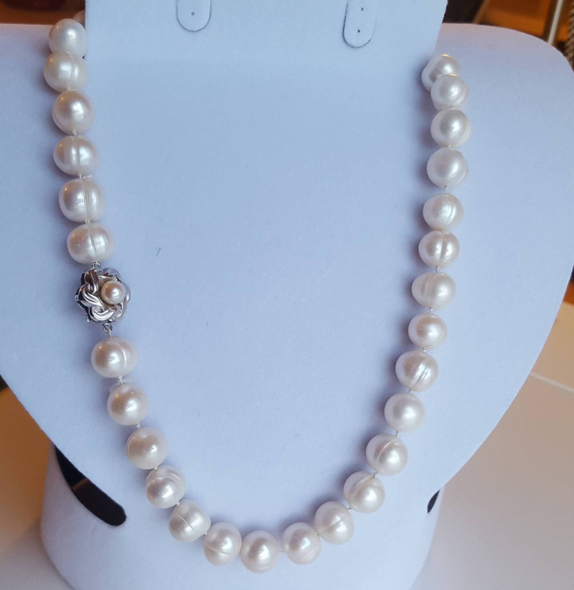Echte Süßwasser Perle Halskette, Sterling Silber Ausgefallene Verschluss Mit Zentralen von StoneCoveJewels
