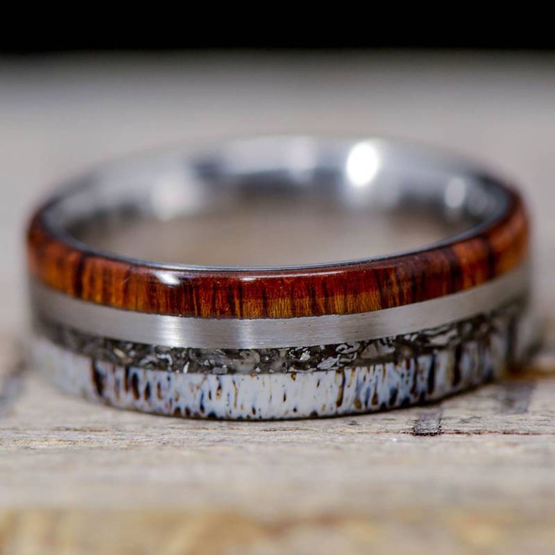 Eisenholz, Metall, Meteorit, Geweih - Stoneforge Studios von StoneForgeStudios