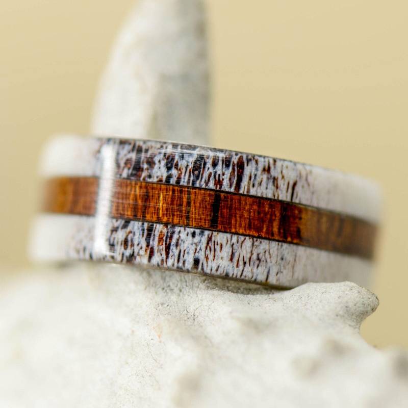 Geweih, Uss N.c. Kriegsschiff Teak Holz - Stone Forge Studios von StoneForgeStudios