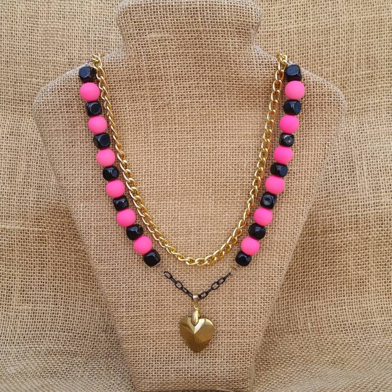 Neon Herz 80Er Jahre Halskette Upcycled 1980S Vintage Style Madonna Hot Pink & Schwarze Doppelstrang Facettierte Gold Anhänger Halskette Neon Herz 80Er Jahre Halskette Upcycled 1980S Vintage Style Madonna Hot Pink & Schwarze Doppelstrang Facettierte Gold Anhänger Halskette von StoneFoxArts