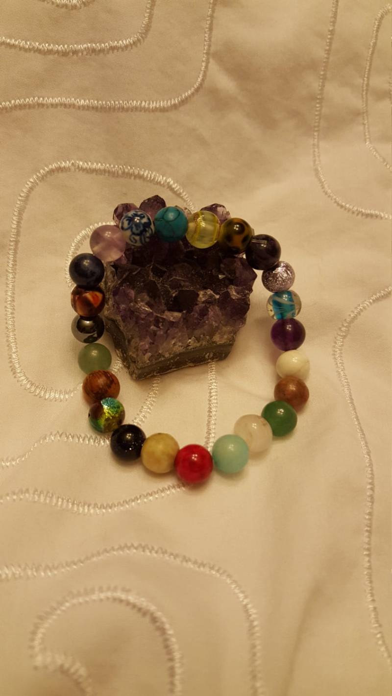 Odds & Ends Perlen Dehnbares Armband Odds & Ends Perlen Dehnbares Armband von StoneJewelryCompany