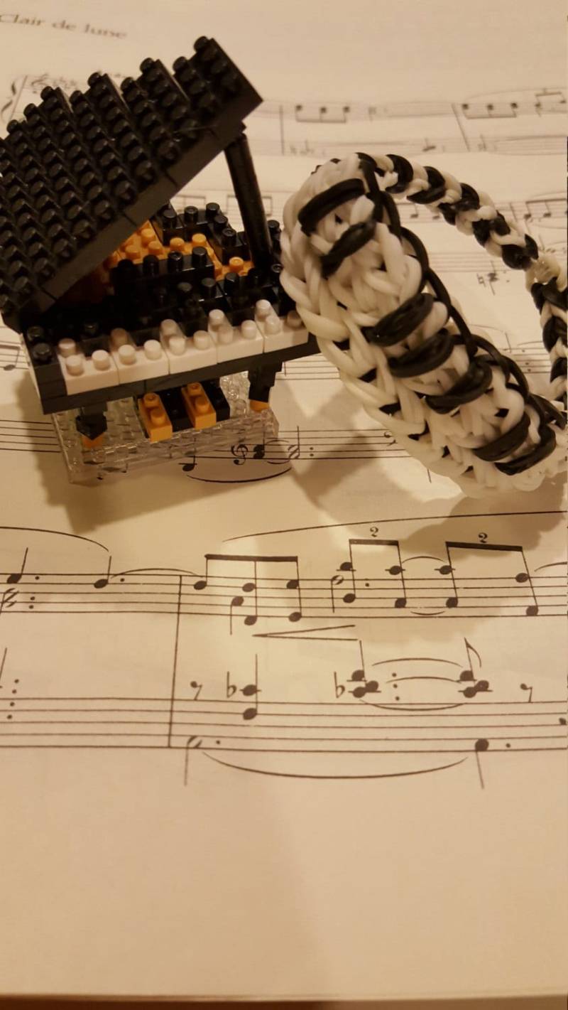 Regenbogen Loom Klavier Schlüssel Dehnbares Armband von StoneJewelryCompany