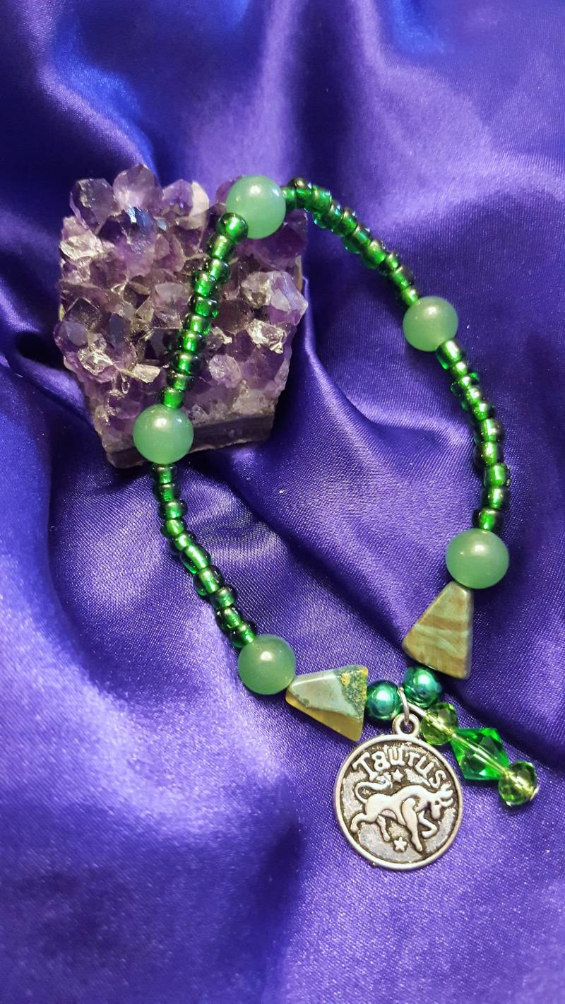 Stier Sternzeichen Dehnbares Armband von StoneJewelryCompany