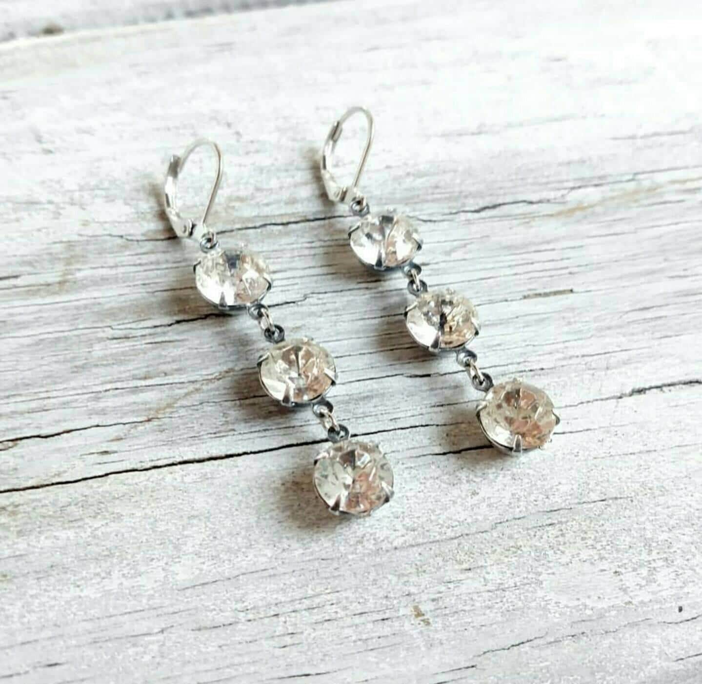 3-Tier Kristall Ohrringe in Sterling Silber Fassung, Ohrringe, Brautschmuck, Zierliche Klare von StoneLoveJewelryGirl