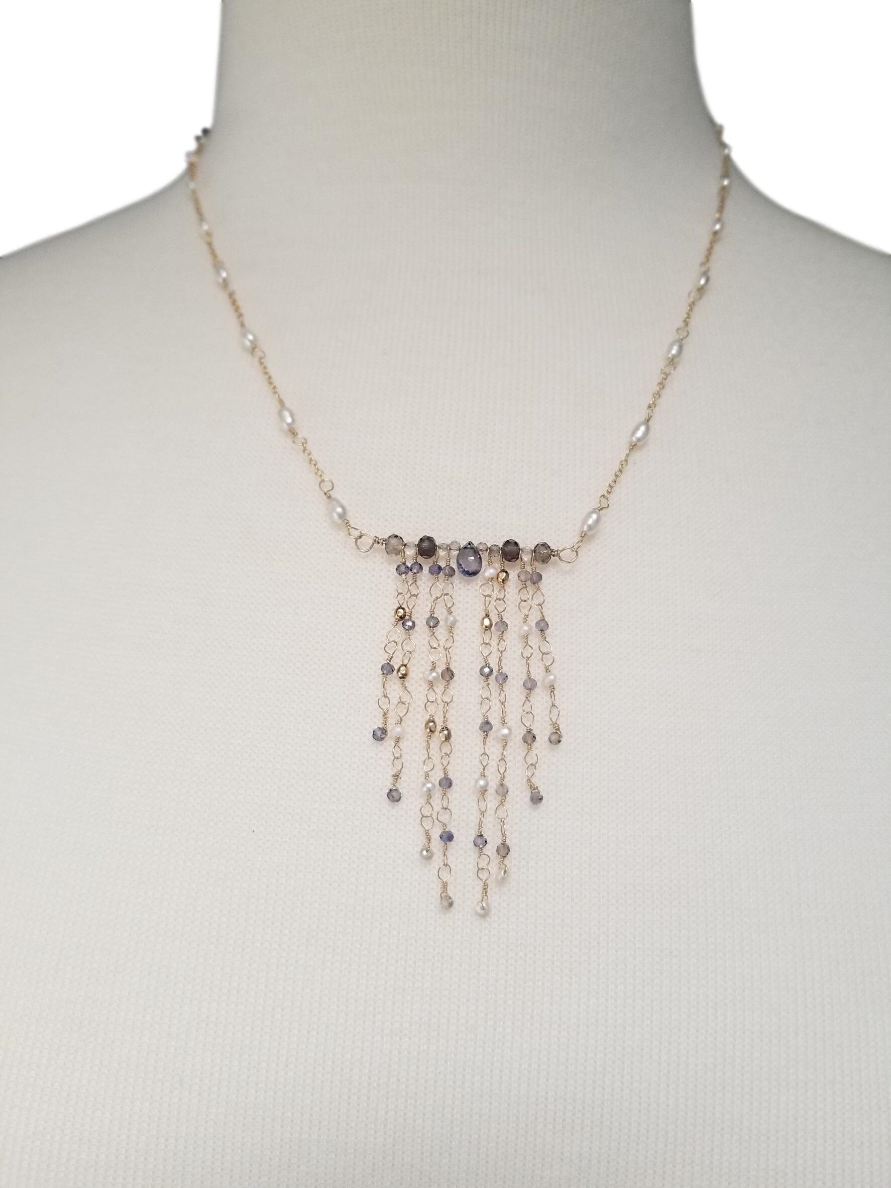 Edelstein Quasten Kette Mit Rauchquarz, Iolith Gold Filled Perlen & Ohrstecker Kette, Schimmernde Wasserfall Kristall Bar Halskette von StoneLuxxeJewelry