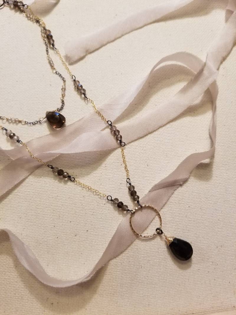 Gemischte Metall Oxidiertes Silber, Gold Gefüllt & Rauch Quarz Halskette von StoneLuxxeJewelry