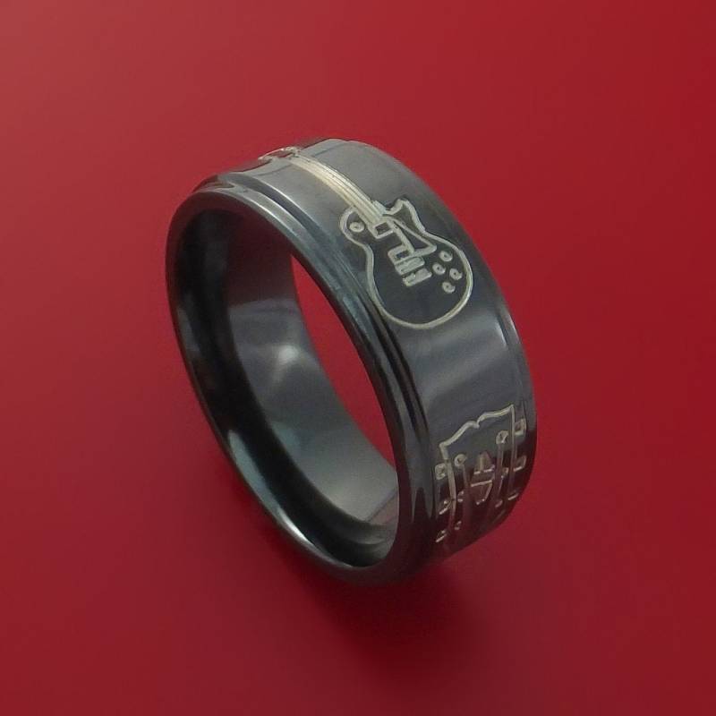 Schwarz Zirkon Gitarre Rock & Roll Ring Nach Maß Band von StonebrookJewelry