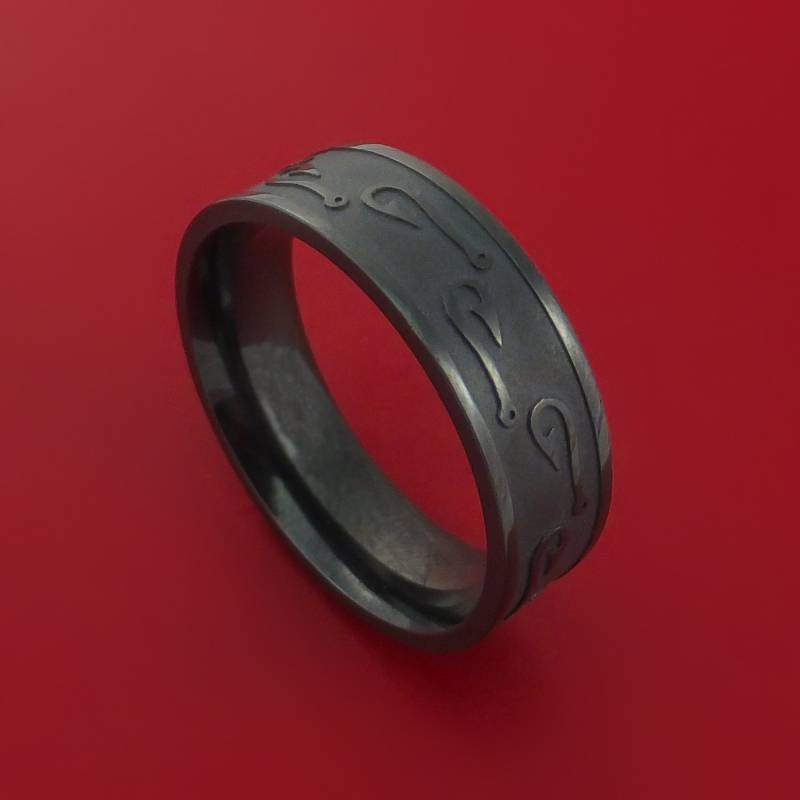 Schwarzer Zirkon Fisch-Haken-Design-Ring Nach Maß Angeln Band von StonebrookJewelry