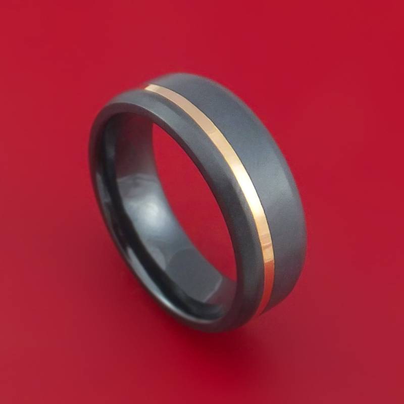 Schwarzer Zirkonium Ring Mit 14K Rose Gold Inlay Custom Made Band von StonebrookJewelry