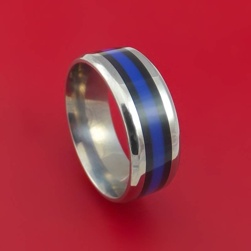 Titan Dünne Blaue Linie Polizei Ring Nach Maß Band Jeder Größe von StonebrookJewelry