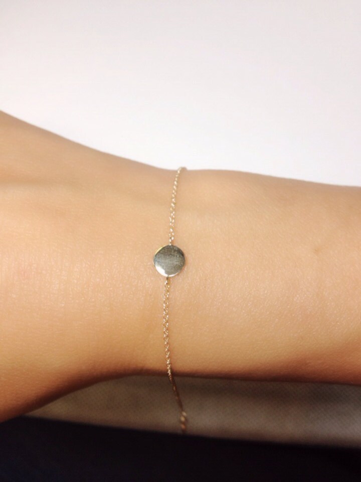 14K Gold Kreis Armbandbrautjungferngeburtstagjahrestagindividuellgeschenkpersonalisiertvalentinstagmuttertag 14K Gold Kreis Armbandbrautjungferngeburtstagjahrestagindividuellgeschenkpersonalisiertvalentinstagmuttertag von StonedLovebySuzy
