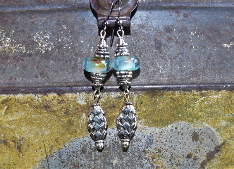 Aqua Blaue Lampwork Glas Ohrringe, Lange Boho Silber Herbst Abitur Geschenk Aqua Blaue Lampwork Glas Ohrringe, Lange Boho Silber Herbst Abitur Geschenk von StoneworksByJan