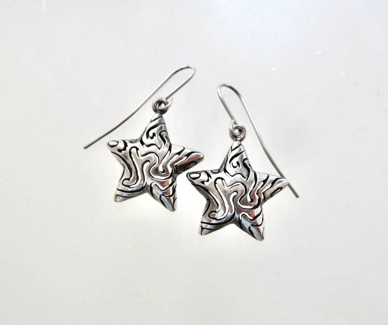 Sterling Silber Stern Ohrringe, Funky Durchbohrte Gewölbte Sterling Silber Stern Ohrringe, Funky Durchbohrte Gewölbte von StoneyCharms
