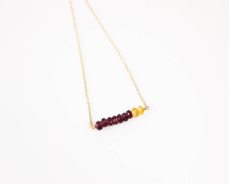 Granat Und Citrin Bar Halskette Granat Und Citrin Bar Halskette von StoopSaleDesigns