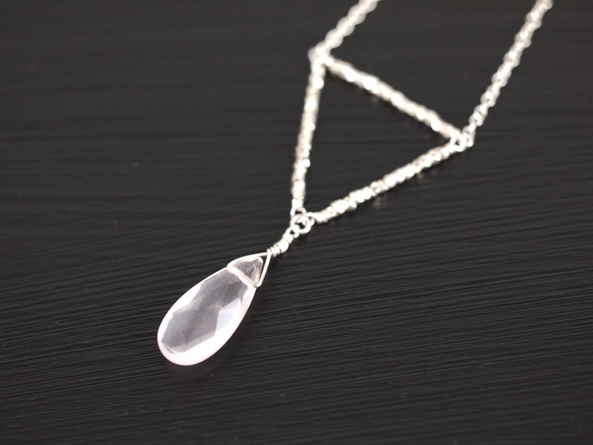 Rosenquarz Dreieck Silber Nugget Halskette von StoopSaleDesigns