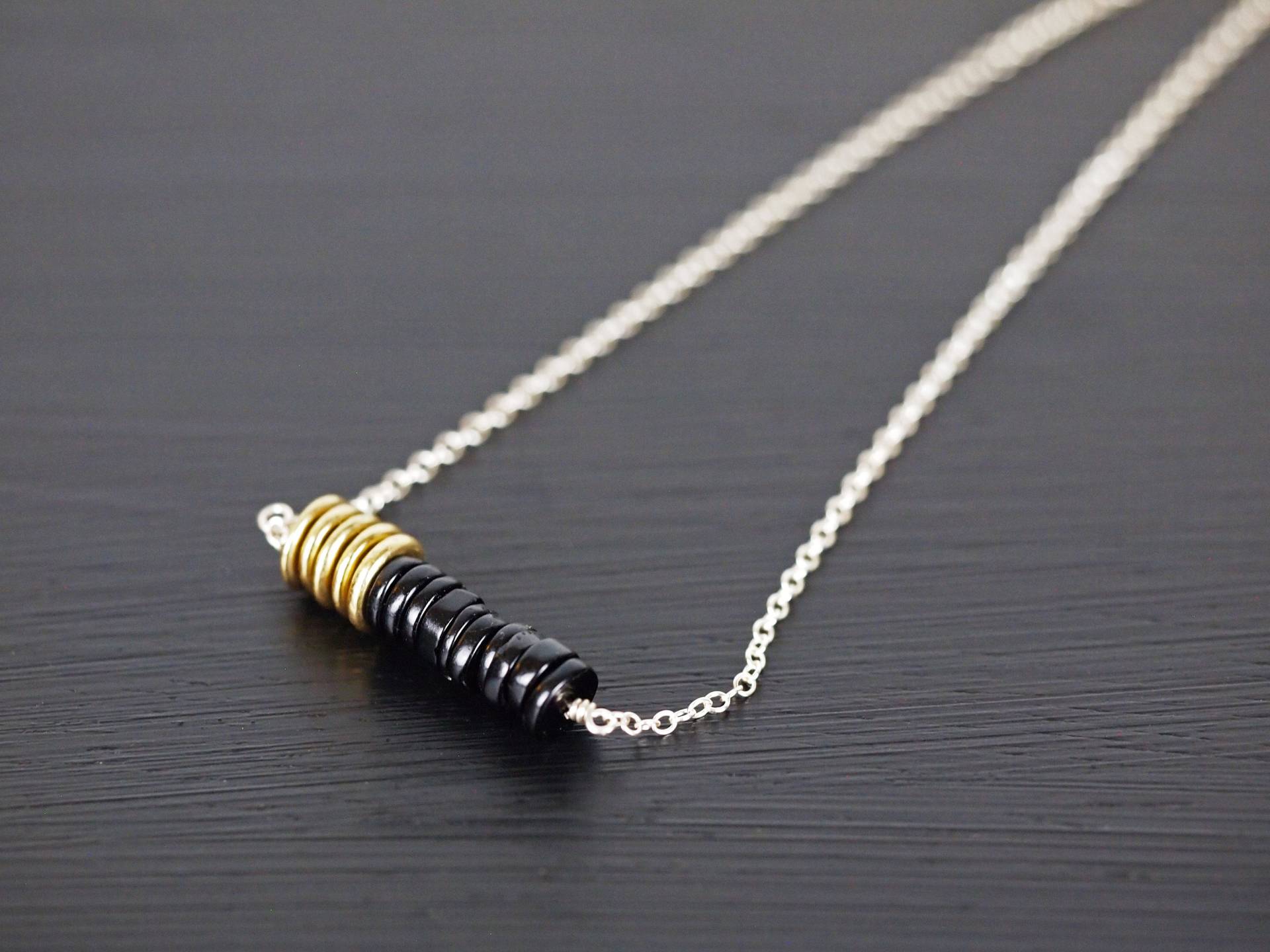 Spinell Und Messing Sterling Silber Halskette von StoopSaleDesigns