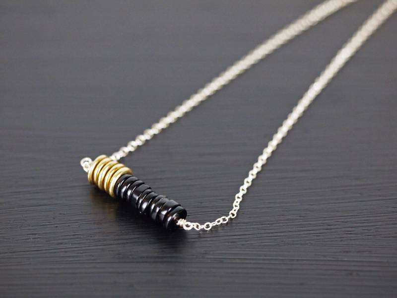 Spinell Und Messing Sterling Silber Halskette Spinell Und Messing Sterling Silber Halskette von StoopSaleDesigns