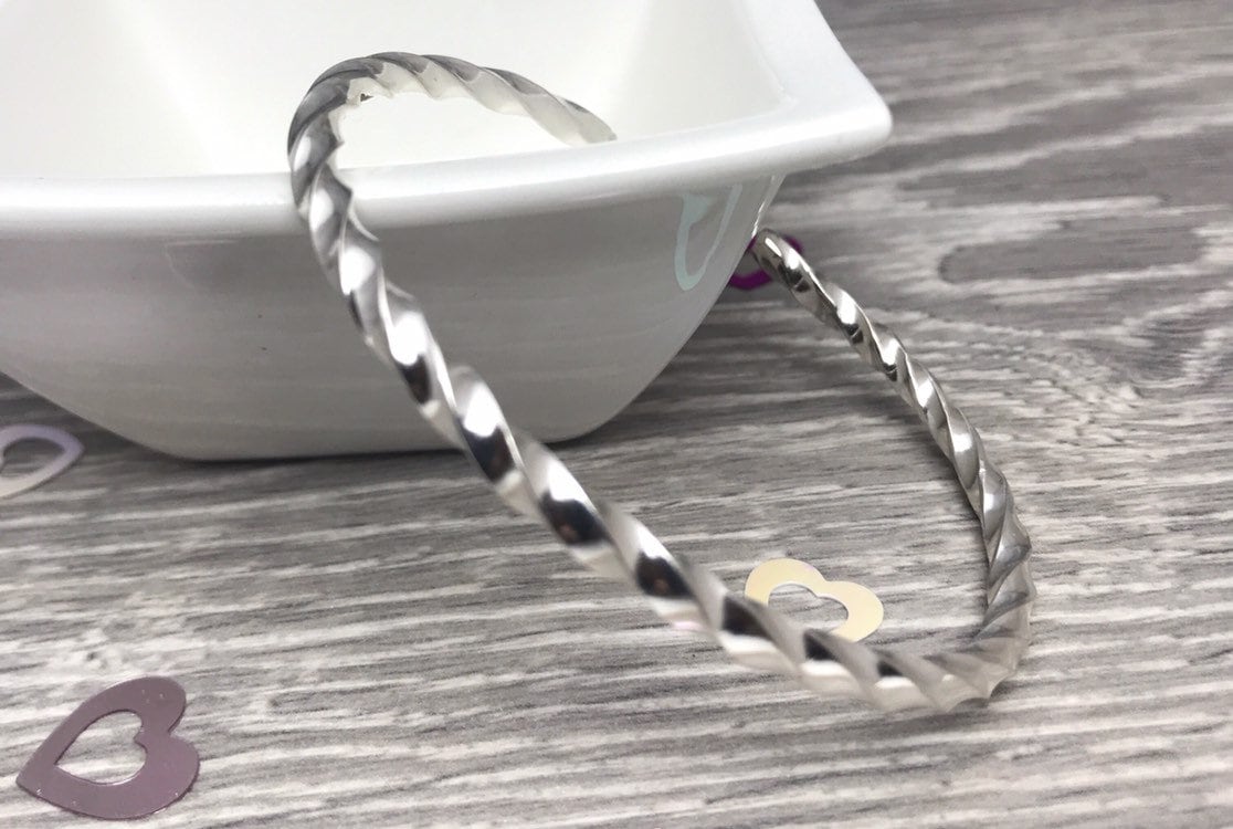 Gedrehter Sterling Silber Armreif Unisex Statement Schmuck Gedrehter Sterling Silber Armreif Unisex Statement Schmuck von StooshJewellery