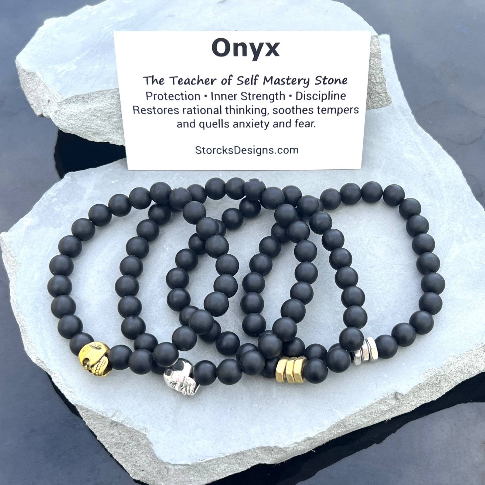 Matte Onyx Perlen Armband Für Männer & Frauen Unisex Stapelbarer Schwarzer Schmuck Natürlicher Heilstein Schutz Geschenk Spirituell Matte Onyx Perlen Armband Für Männer & Frauen Unisex Stapelbarer Schwarzer Schmuck Natürlicher Heilstein Schutz Geschenk Spirituell von StorcksDesigns