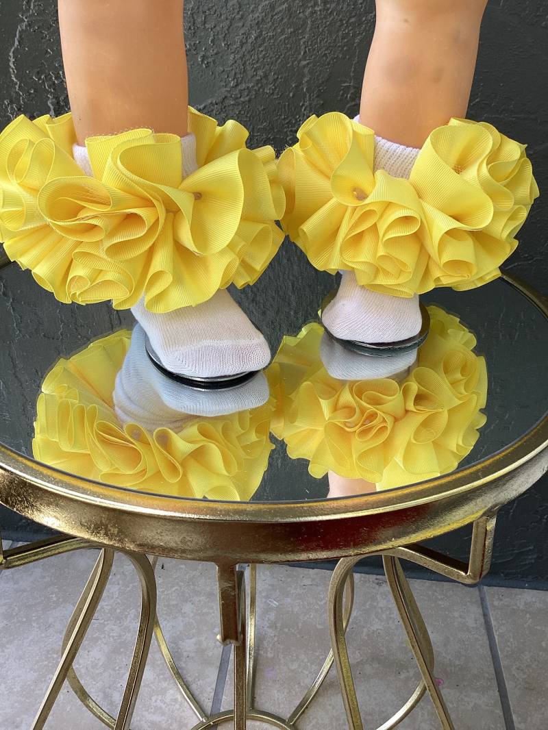 Hellgelb Hellgelb von StorisSockDrawer