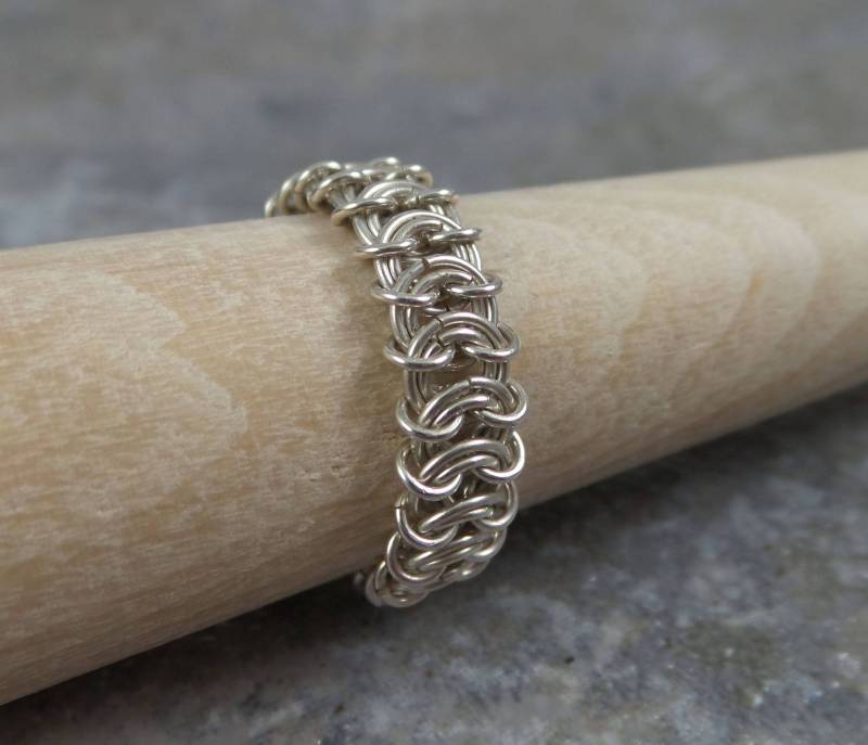 Chainmaille Ring Aus Sterling Silber, Kettengeflecht Chainmaille Ring Aus Sterling Silber, Kettengeflecht von StormFlightDesigns