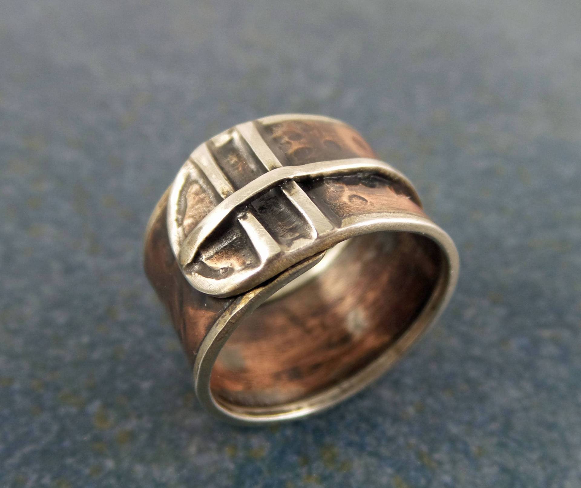 Rustikaler Ring Aus Kupfer Und Silber Rustikaler Ring Aus Kupfer Und Silber von StormFlightDesigns