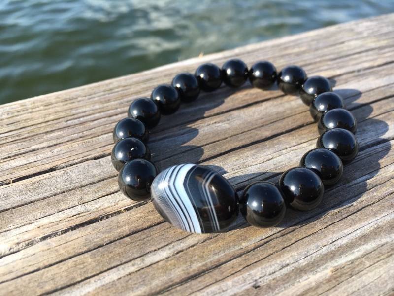 Natürliches Achat Armband. Elastisch, Passt Für Alle Größen. 10 Mm Perlen. Einzigartiges Design Natürliches Achat Armband. Elastisch, Passt Für Alle Größen. 10 Mm Perlen. Einzigartiges Design von Stounzz