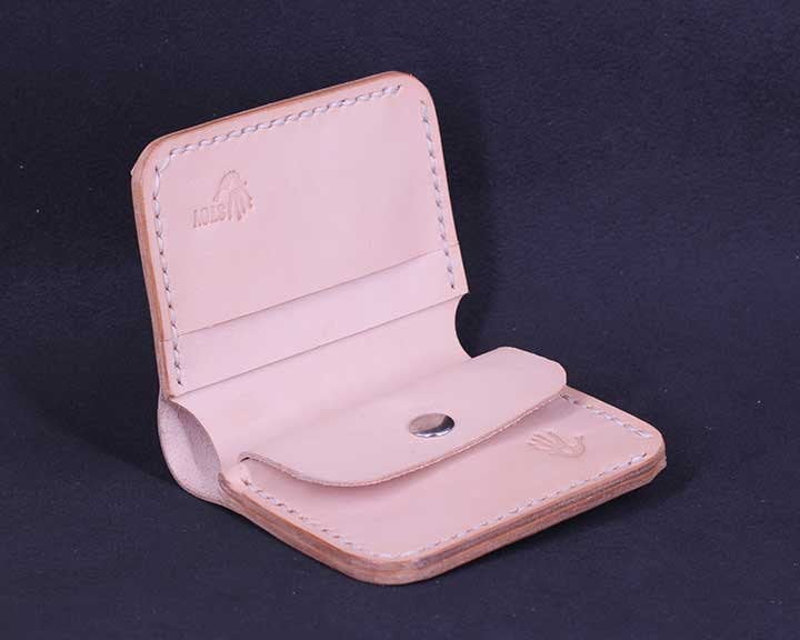 Handmade Leather Vertical Coin Wallet - Natural Handmade Leather Vertical Coin Wallet - Natural von StoyCraft