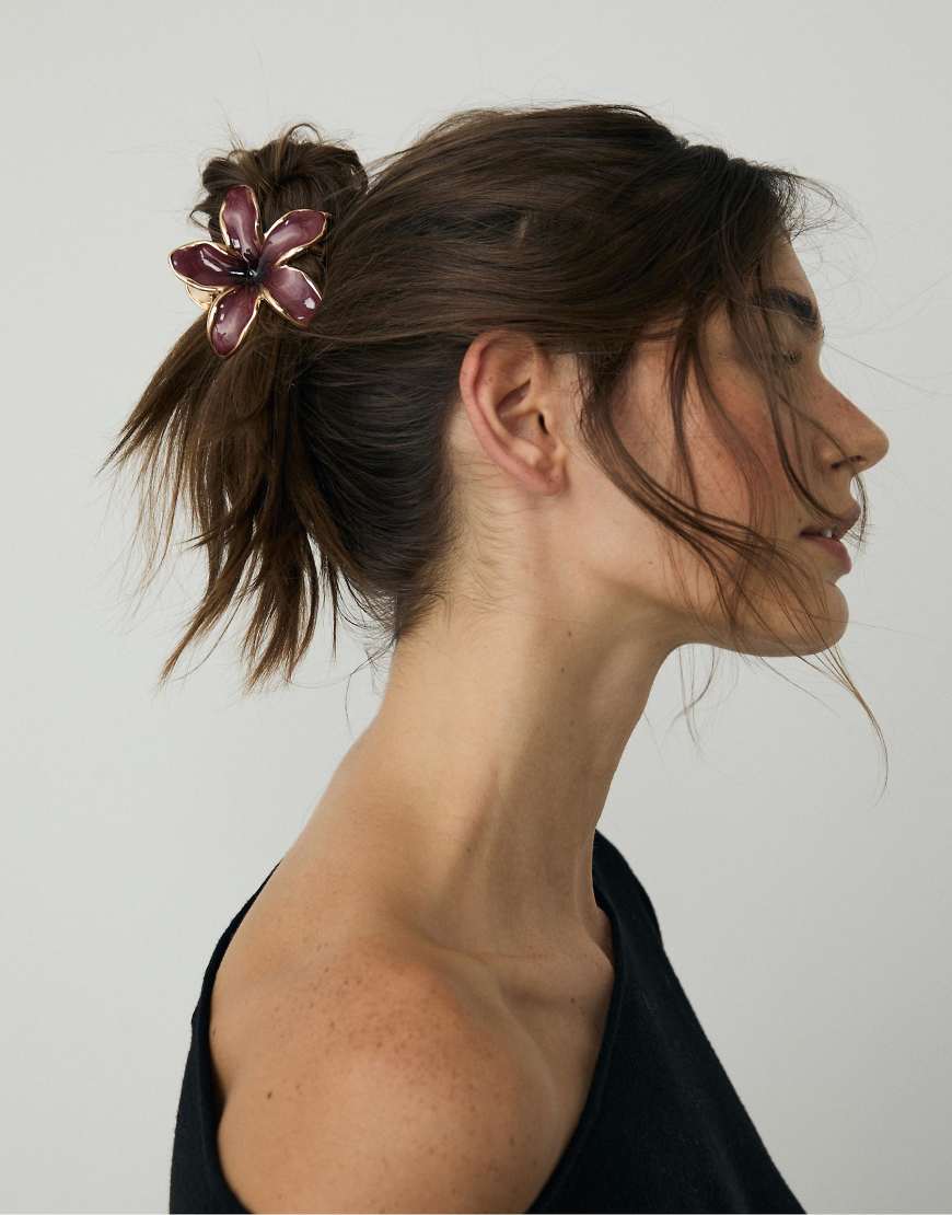 Stradivarius - 3er-Pack blumenförmige Haarspangen in Burgunderrot von Stradivarius