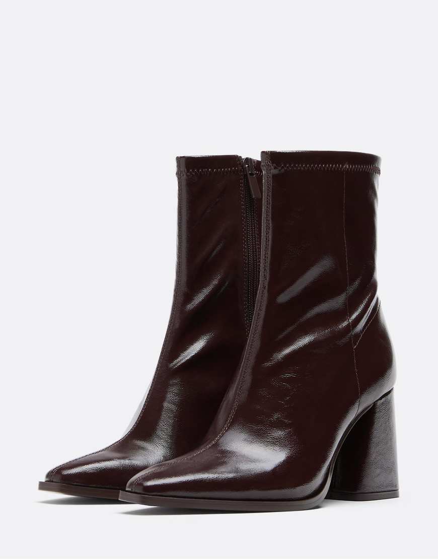 Stradivarius - Ankle-Boots in Braun mit hohem Absatz und elastischem Schaft-Brown von Stradivarius