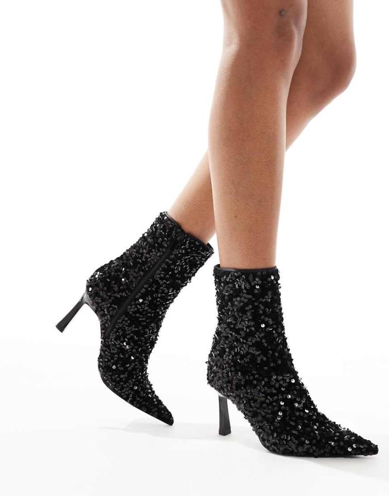 Stradivarius - Ankle-Boots mit Pailletten in Schwarz mit Absatz von Stradivarius