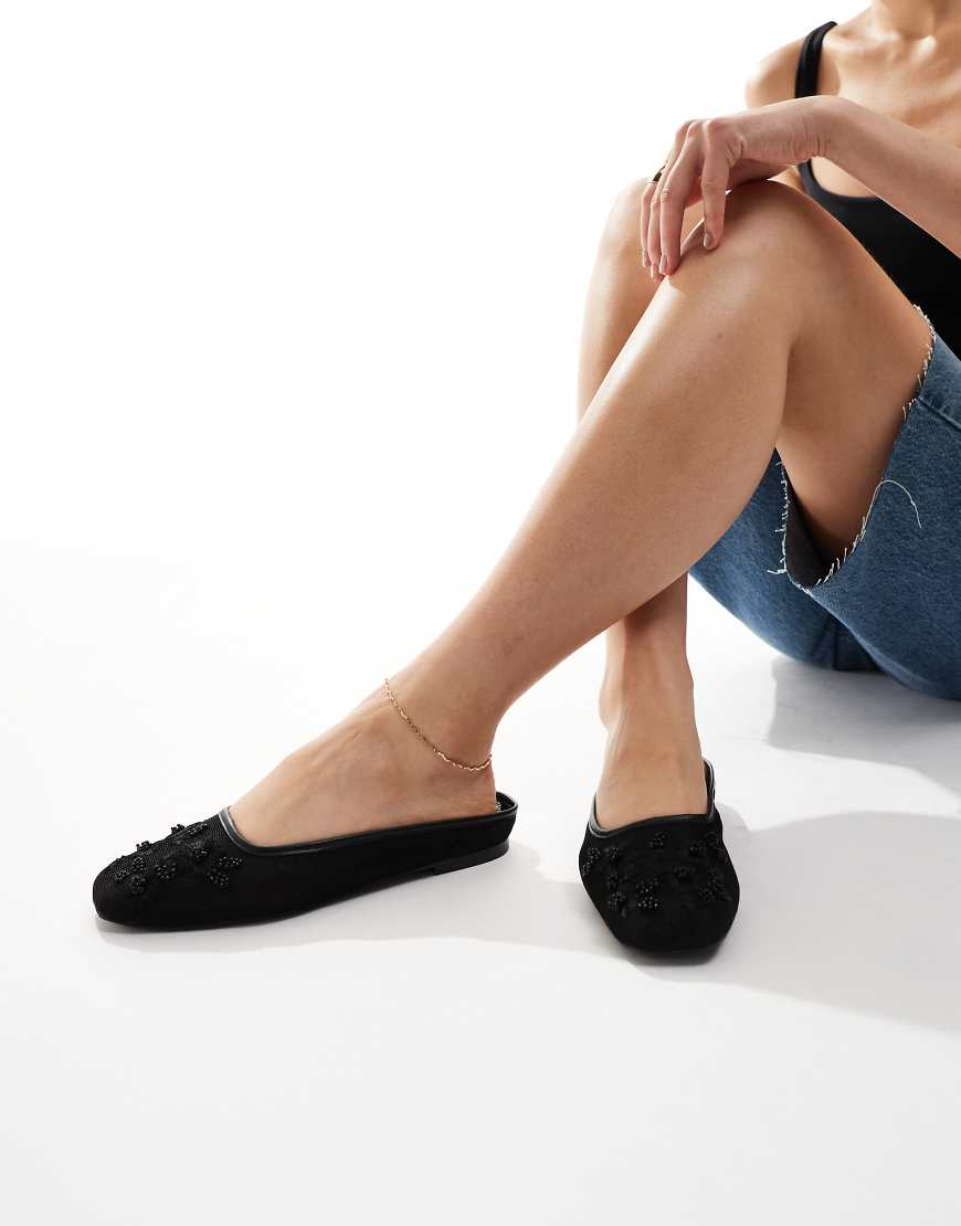 Stradivarius - Ballerinas aus Netzstoff in Schwarz mit Stickerei Stradivarius - Ballerinas aus Netzstoff in Schwarz mit Stickerei von Stradivarius