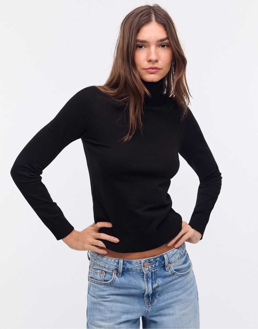 Stradivarius - Basic-Strickpullover in Schwarz mit Rollkragen Stradivarius - Basic-Strickpullover in Schwarz mit Rollkragen von Stradivarius