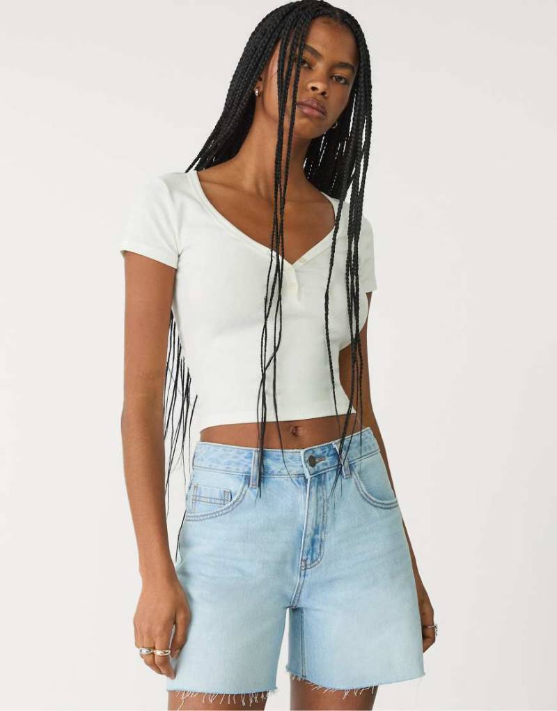 Stradivarius - Bermuda-Jeansshorts in Hellblau Stradivarius - Bermuda-Jeansshorts in Hellblau von Stradivarius