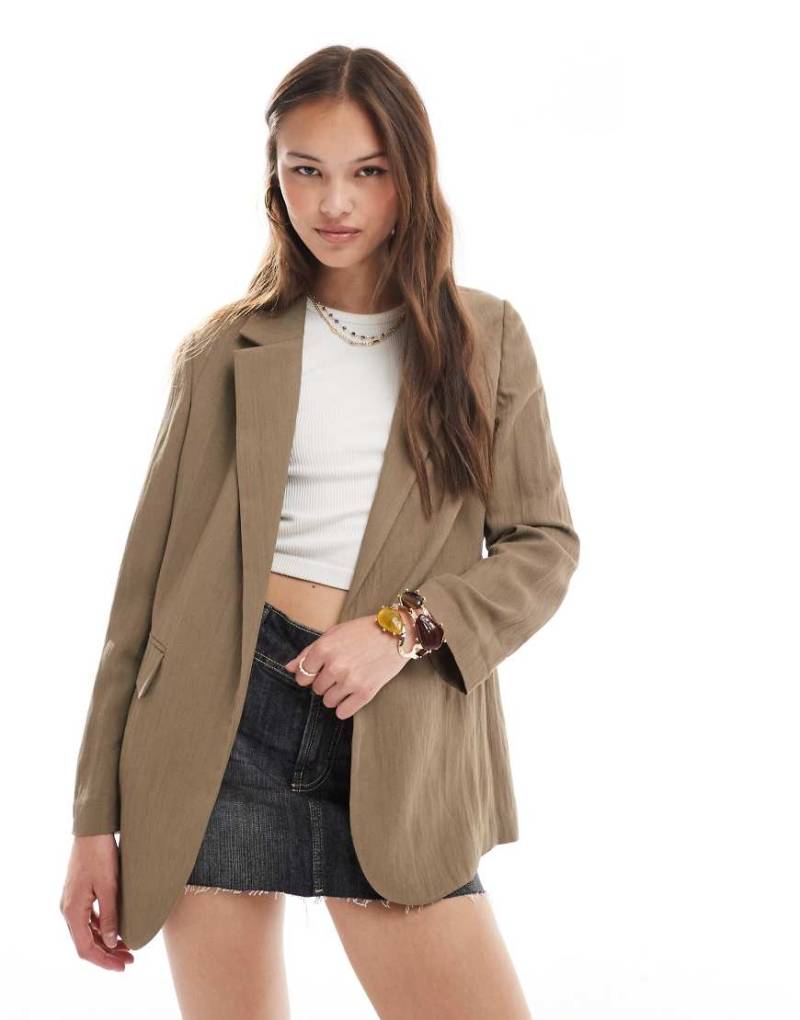 Stradivarius - Blazer in Braun mit Knitteroptik-Weiß von Stradivarius