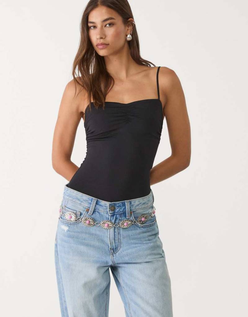 Stradivarius - Body in Schwarz mit Riemchenträgern und Raffung von Stradivarius