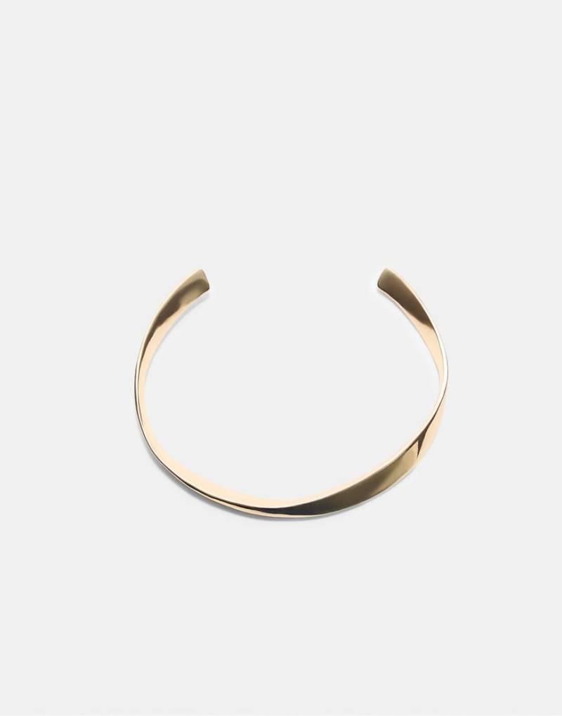 Stradivarius - Choker-Halsband aus festem Metall in Goldoptik-Gelb Stradivarius - Choker-Halsband aus festem Metall in Goldoptik-Gelb von Stradivarius