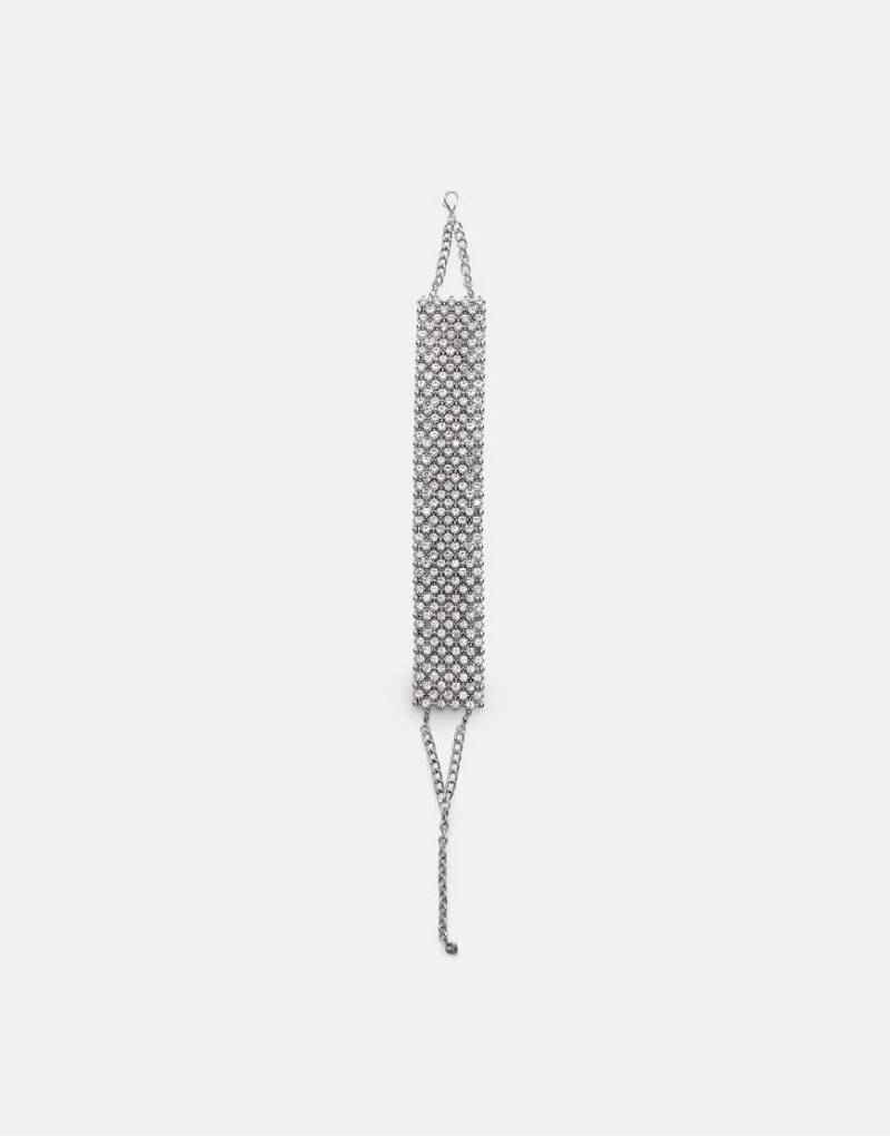 Stradivarius - Choker-Halskette in Grau mit Strassbesatz Stradivarius - Choker-Halskette in Grau mit Strassbesatz von Stradivarius