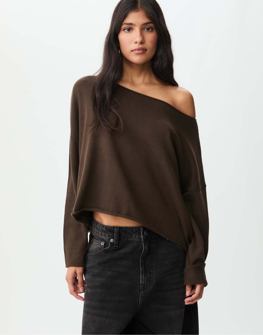 Stradivarius - Cropped Sweatshirt in Braun mit U-Boot-Ausschnitt-Brown von Stradivarius