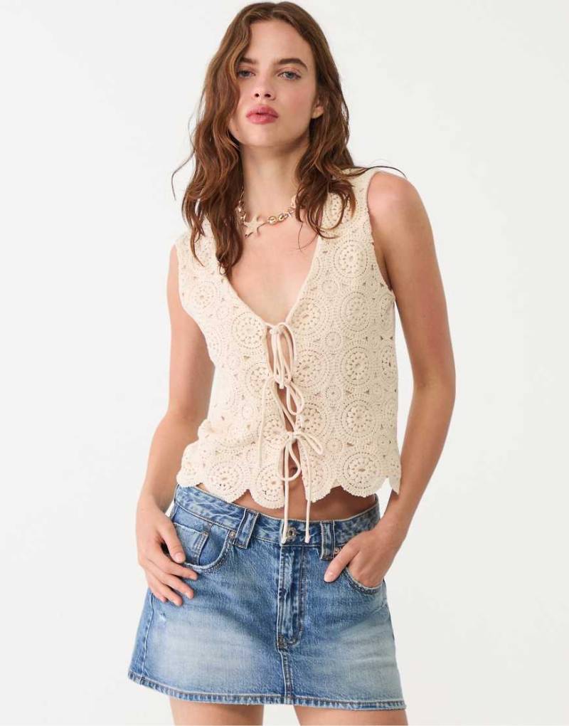 Stradivarius - D62 - Jeans-Skort in überfärbtem Blau Stradivarius - D62 - Jeans-Skort in überfärbtem Blau von Stradivarius