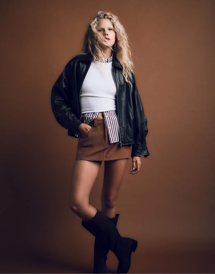 Stradivarius - D62 - Skort aus Wildlederimitat in Braun-Brown von Stradivarius