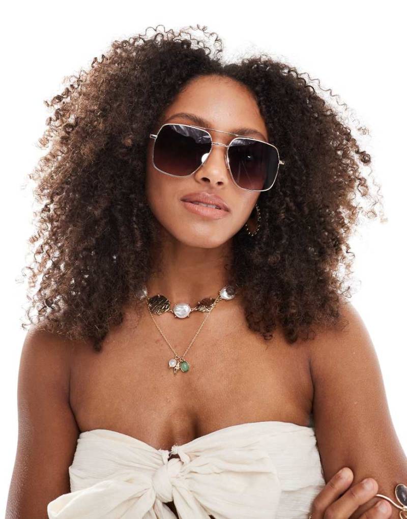 Stradivarius - Eckige Sonnenbrille in Braun von Stradivarius